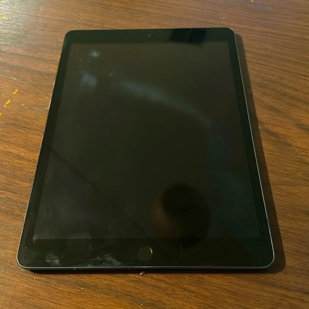 I Pad 9th Generation. 2020 Edition. 64g